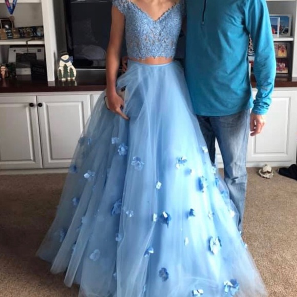 prom dress big skirt